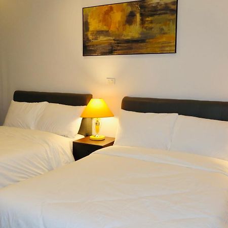 Centennial Inn Kawit Bagian luar foto