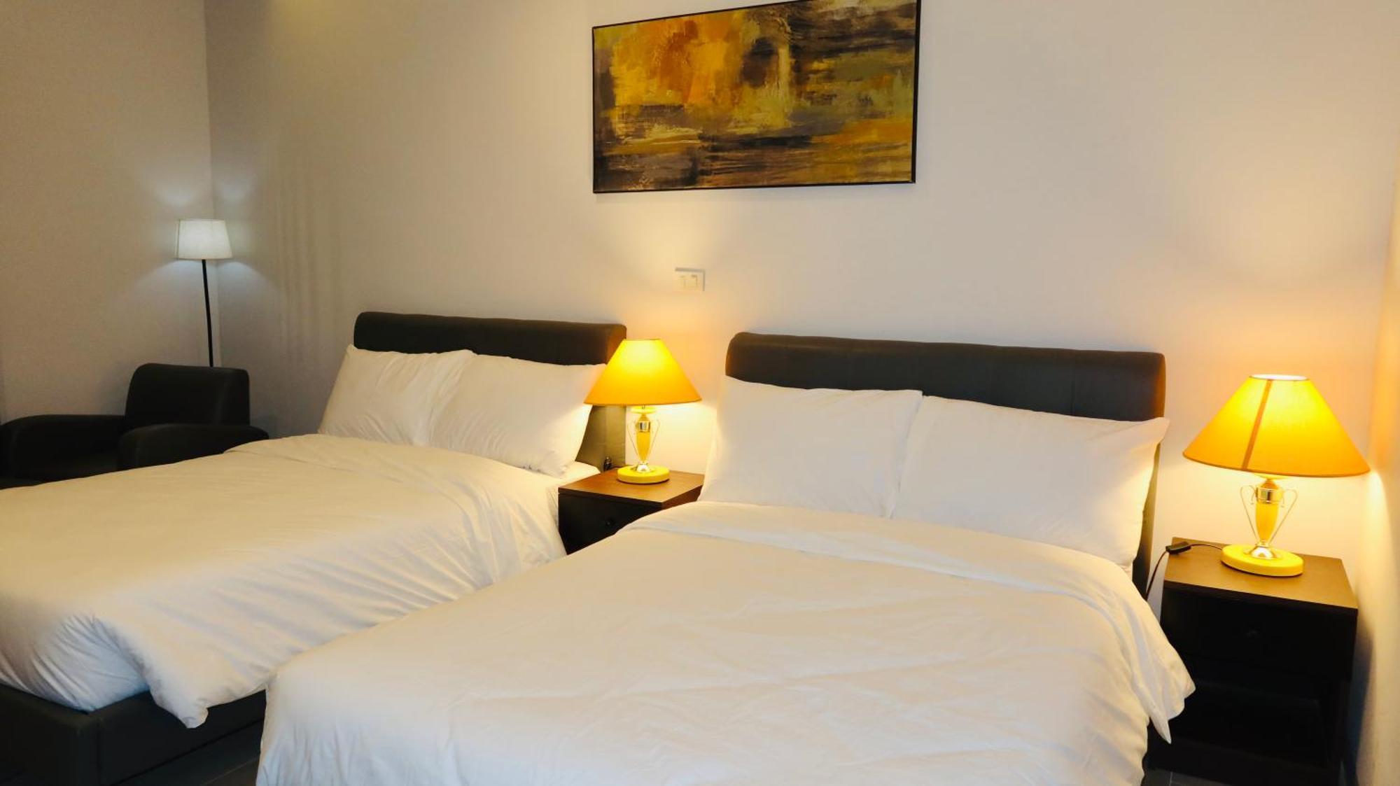 Centennial Inn Kawit Bagian luar foto