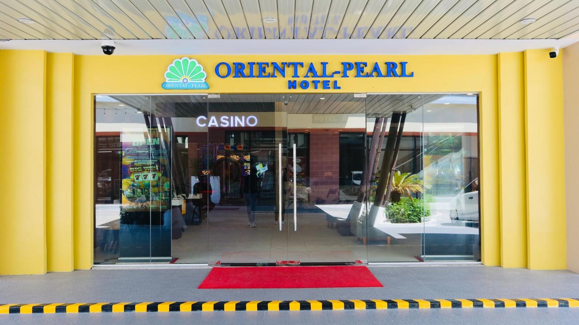 Centennial Inn Kawit Bagian luar foto