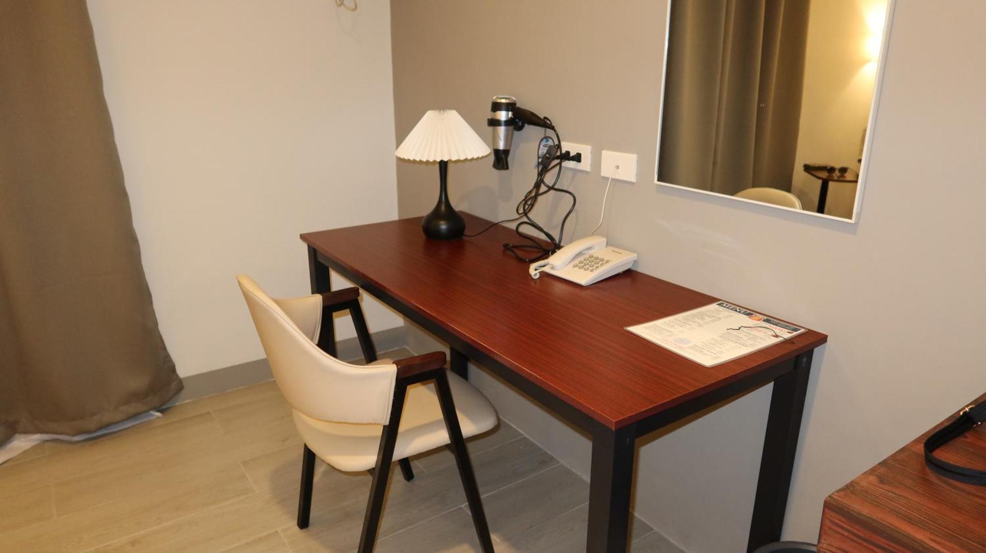 Centennial Inn Kawit Bagian luar foto
